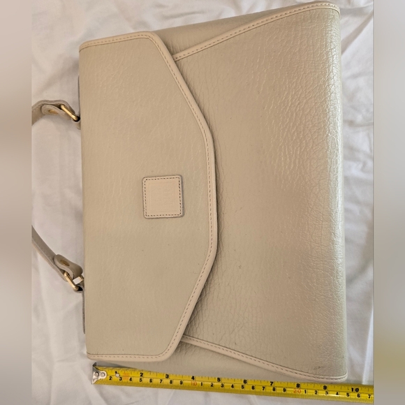 Nina Ricci Cream Leather Shoulder Bag - Picture 8 of 10